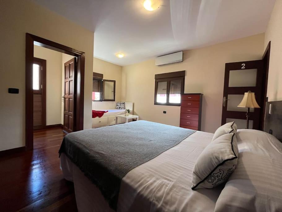 Casa Con Piscina En El Centro Villa Los Llanos De Aridane Dış mekan fotoğraf